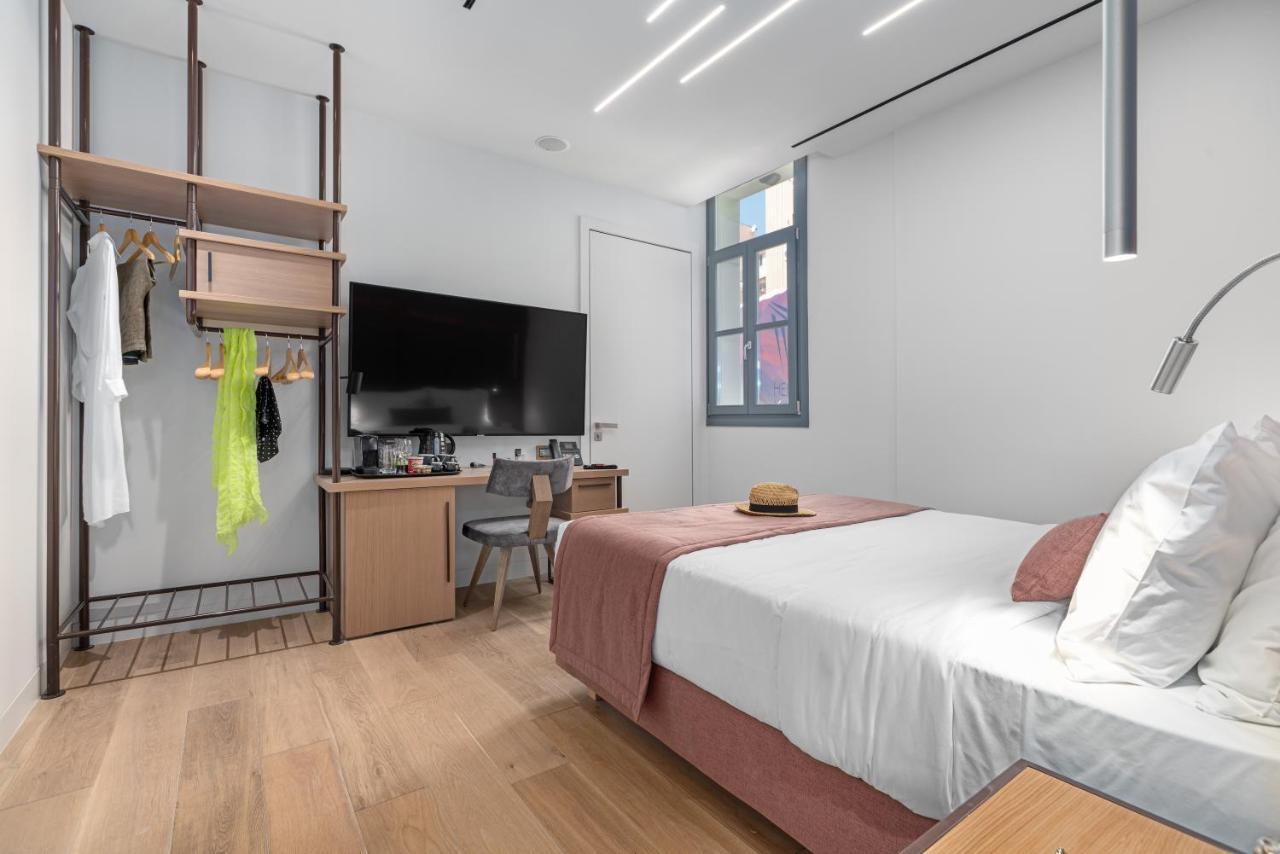 Hellenic Vibes Smart Hotel Aten Exteriör bild A room at the hotel