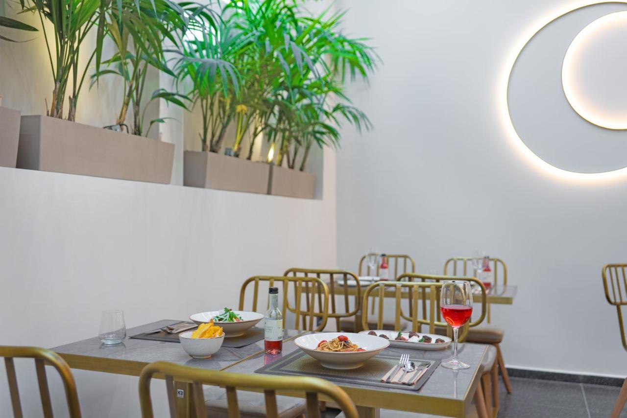 Hellenic Vibes Smart Hotel Aten Exteriör bild Restaurant