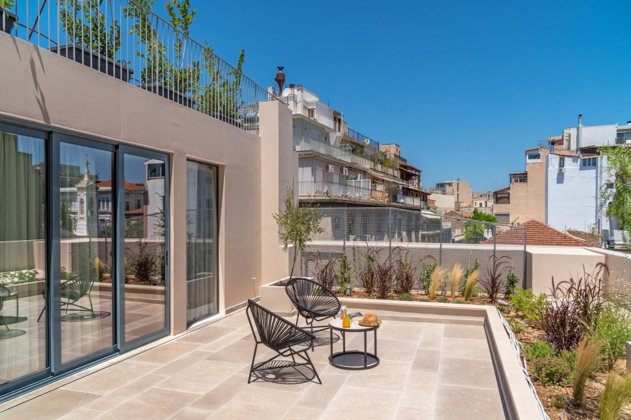 Hellenic Vibes Smart Hotel Aten Exteriör bild Rooftop terrace